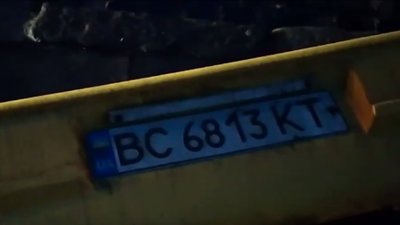 У Львові маршрутка в’їхала у дорожній знак (ВІДЕО)