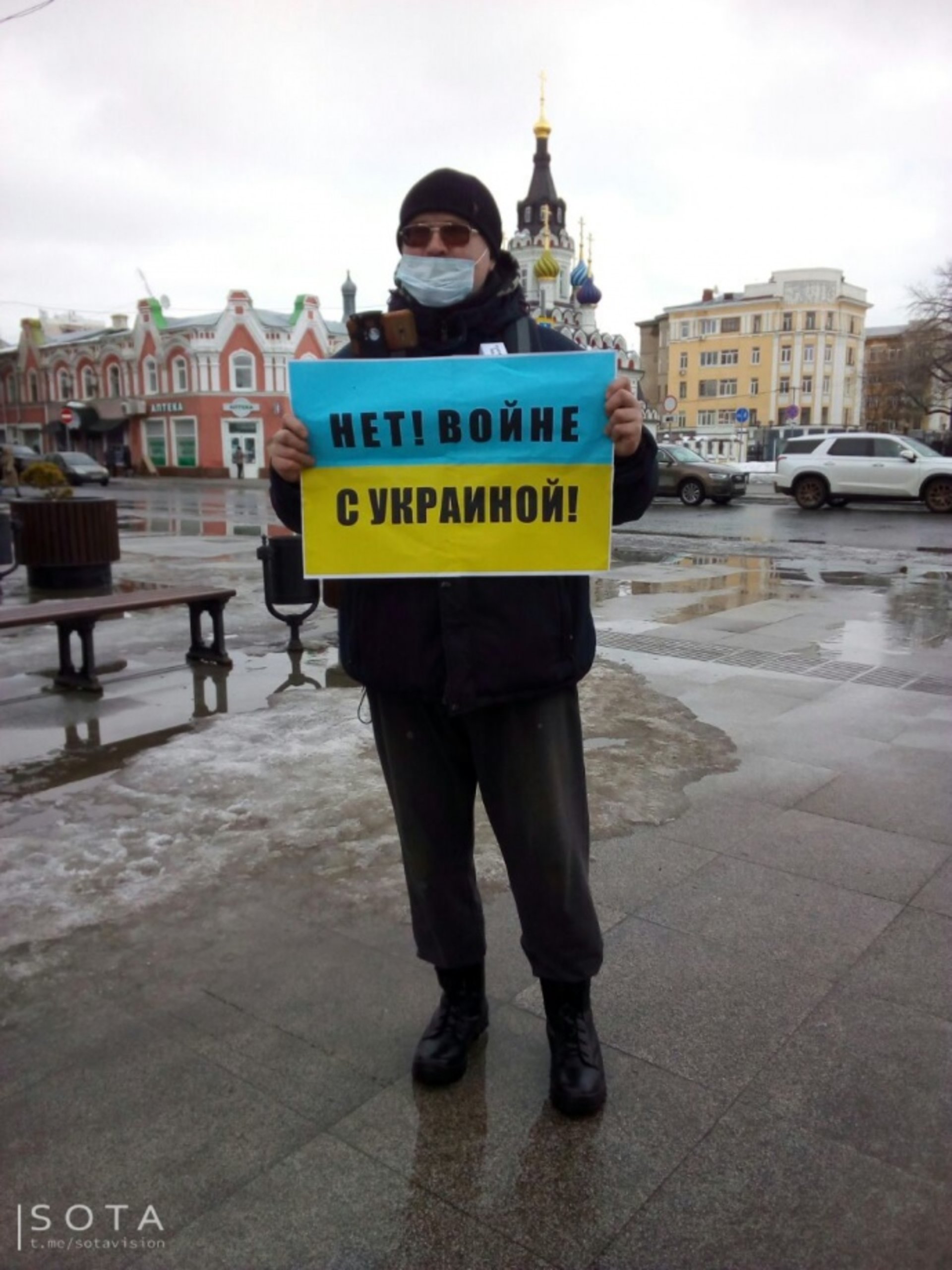 Активіст Максим Тихонов на проспекті Кірова у СаратовіФОТО ВАЛЕРІЇ СЕРГЄЄВОЇ, SOTA
