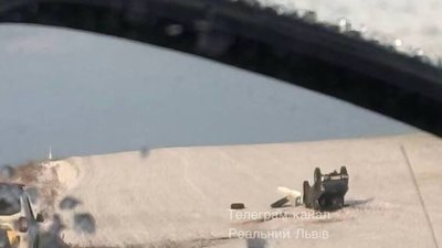 На Львівщині перекинувся автомобіль