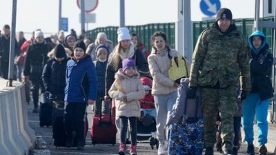 Українців закликають не залишатися у прикордонних воєводствах Польщі