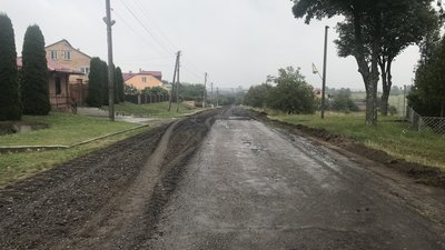 У Зіболках ремонтують дорогу (ФОТО, ВІДЕО)