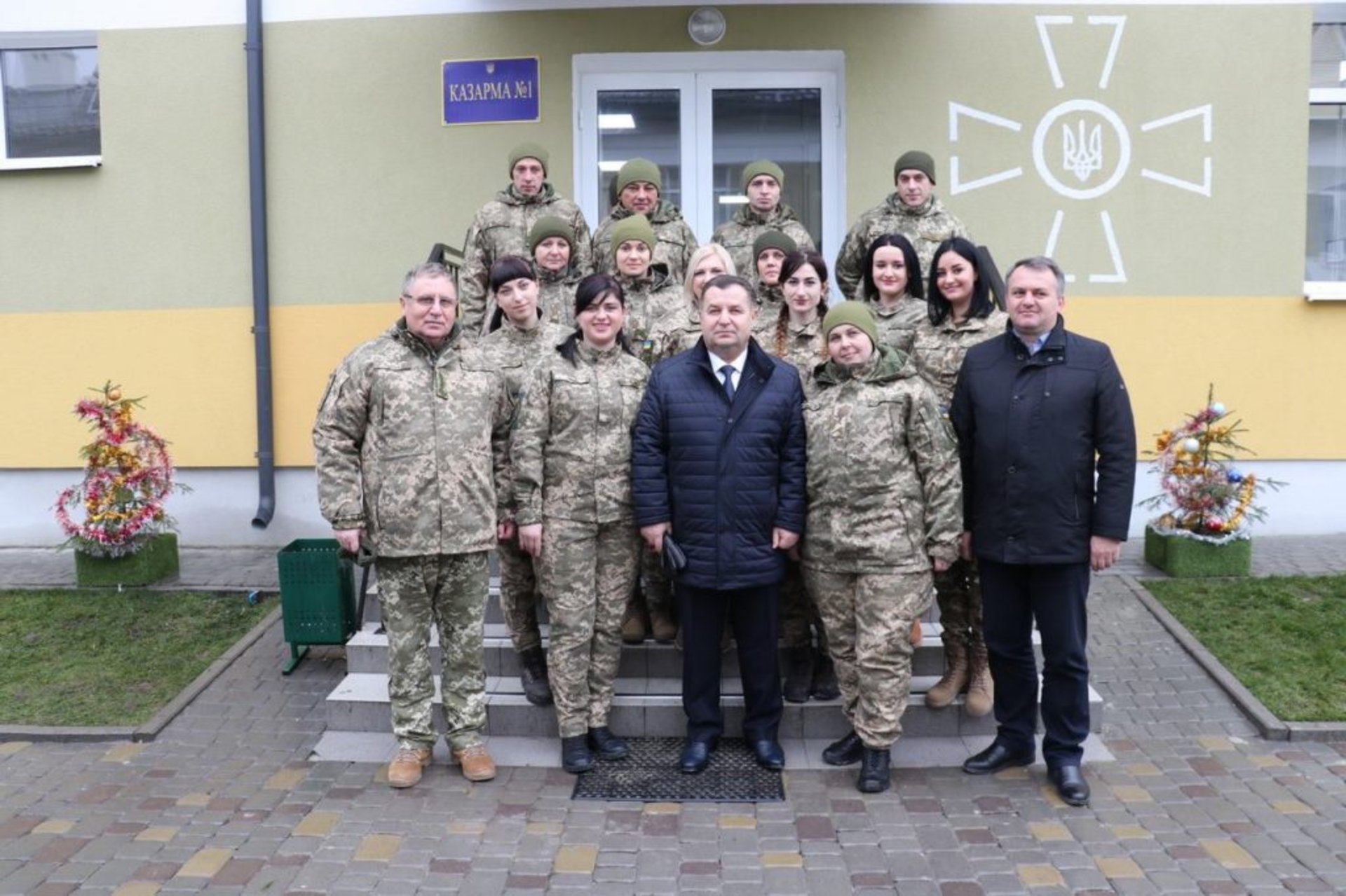На Яворівському полігоні оглянули новозбудоване житло для військовослужбовців. Фото: Павло Ткачук