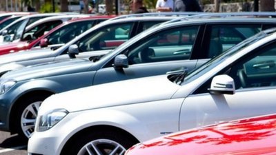 На території України незаконно перебувають майже 60 тисяч авто на «євробляхах» - ДФС