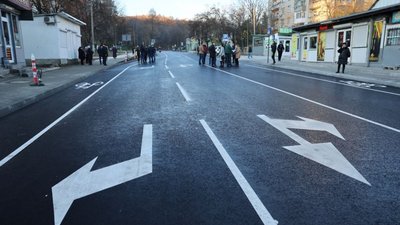 У Львові вулицю Пилипа Орлика відкрили для проїзду транспорту