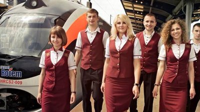 Укрзалізниця шукає стюардів швидкісних поїздів