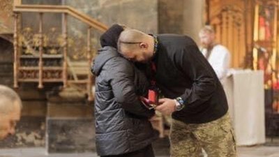 У Львові рідним загиблих бійців 24 ОМБр імені короля Данила вручили ордени «Хрест Героя»