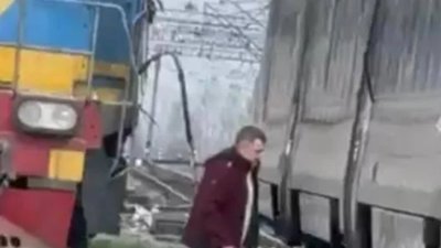 У Вінницькій області Хюндай із Перемишля не розминувся із тепловозом (ВІДЕО)