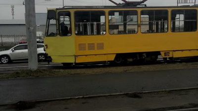 У Львові «протест» порожніх трамваїв (ФОТО)