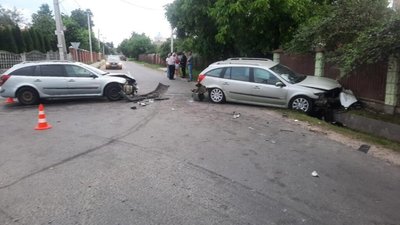 Внаслідок зіткнення двох «Рено» на Львівщині травмована жінка