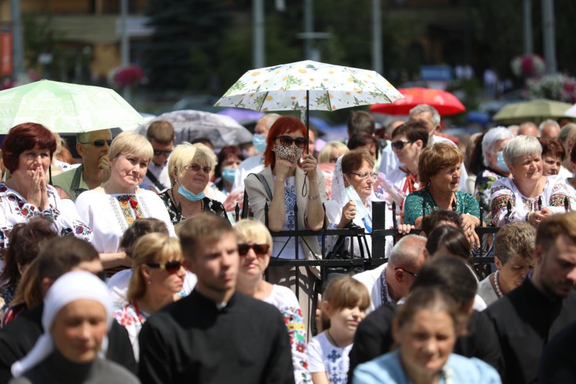 У річницю візиту Папи на Сихові тисячі львів’ян молилися з Блаженнішим Святославом, фото ЛМР