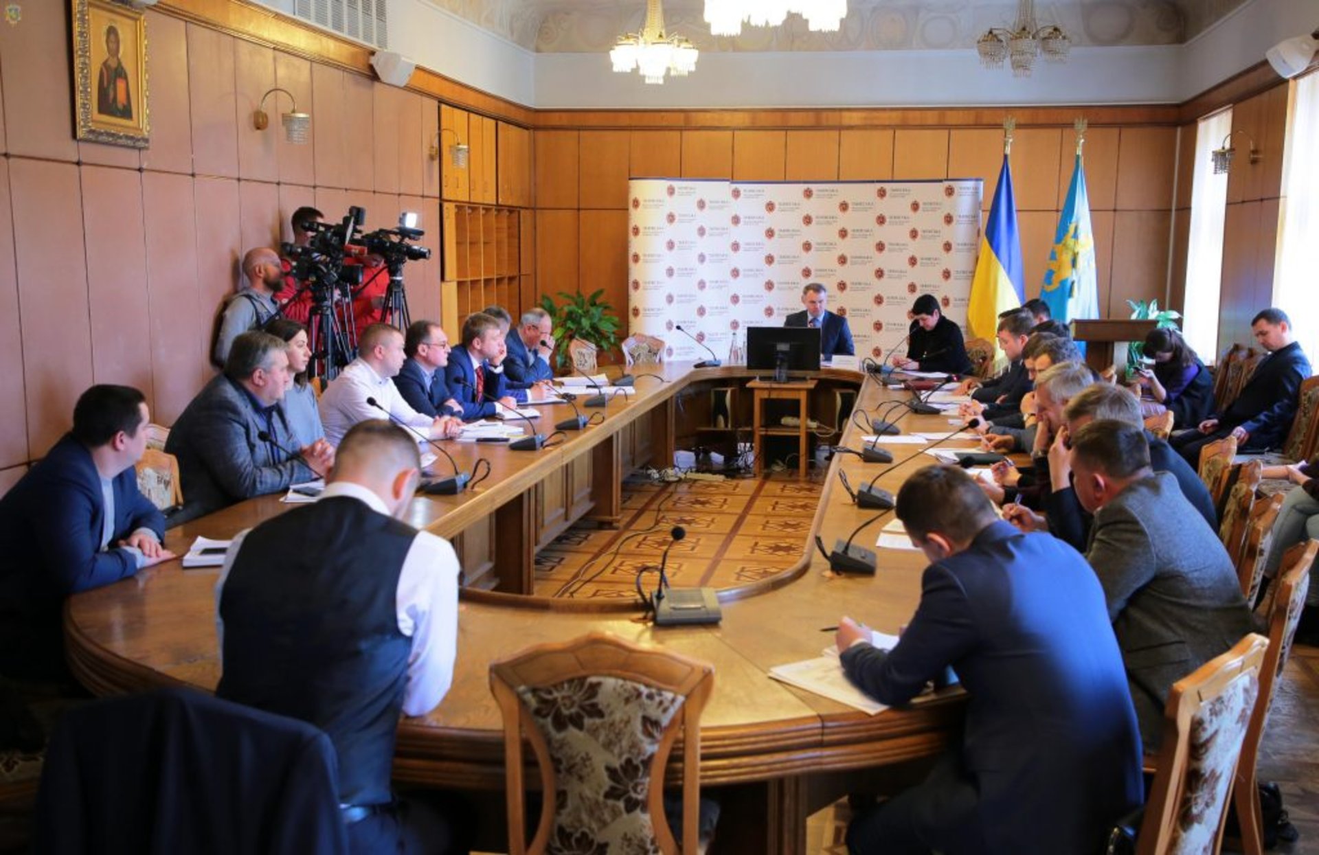 Львівська ОДА вимагає термінвого аналізу роботи компанії управителя у зв’язку із ситуацією в Новояворівську та Новому Роздолі