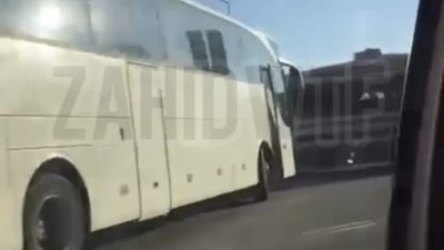 На Львівщині маршрутка не розминулась із автобусом