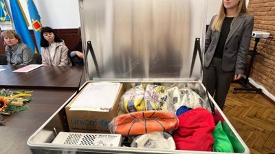 Школи Львівщини отримали спортінвентар від UNICEF