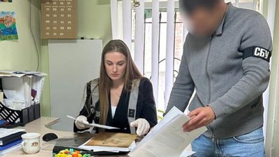 На Львівщині судитимуть адвокатку та її спільника