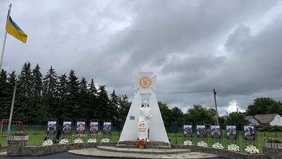 На Львівщині відкрили Алею героїв