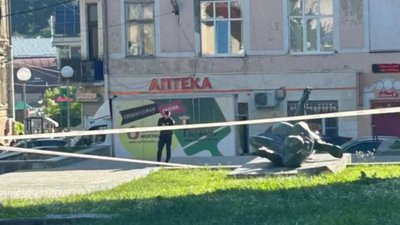 На Львівщині пошкодили меморіал «Жертвам німецької окупації 1941-1944 років»