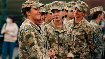 Мобілізація: хто з жінок зможе отримати відстрочку від призову в армію