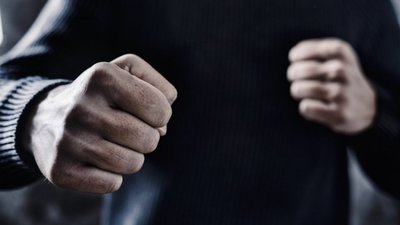 На Львівщині прокурор звільнився після того, як влаштував дебош у кафе