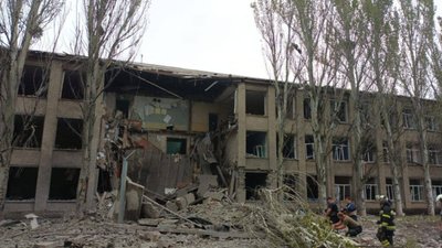 Окупанти обстріляли школу в Донецькій області