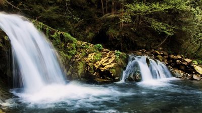На Львівщину суне велика вода