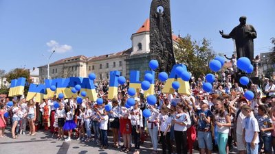 Працюємо, аби Львів став містом, в якому хочеться жити, - Синютка привітав львів’ян з Днем міста