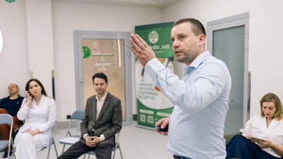 У Львівському онкоцентрі відбулася зустріч ОнкоІнфо_Хабу