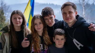 Діти загиблих та важкопоранених Героїв побували у зимовому таборі у Карпатах