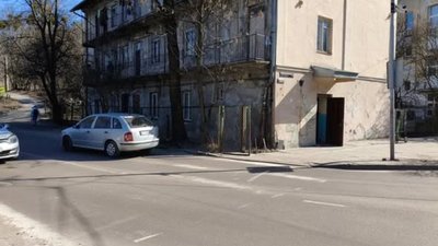 У Львові на одній з вулиць просять встановити світлофор