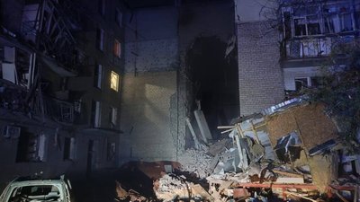 У Миколаєві вдарили у багатоповерхівку