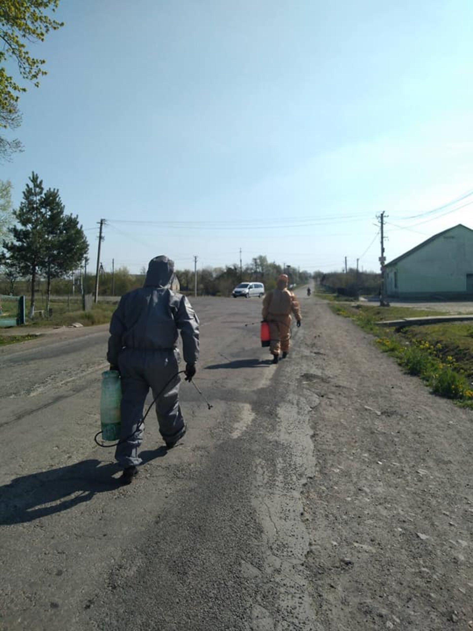Як на Львівщині борються з вірусом. Фото: Самбірська РДА.