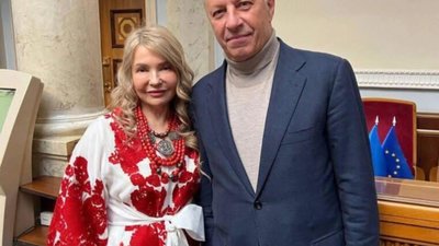 Українці обурені через фото Тимошенко з Бойком