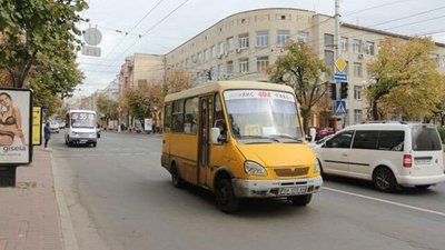 У Кропивницькому через хворого на COVID-19 водія, не курсують чотири маршрути громадського транспорту