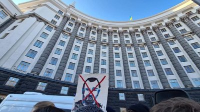 В Україні деяким студентам-контрактникам дозволили не платити за навчання