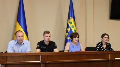 У Новояворівську до 20 серпня директори шкіл мають вирішити ситуацію із укриттями
