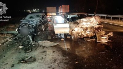 На Львівщині четверо людей травмувалося в ДТП вчора увечері