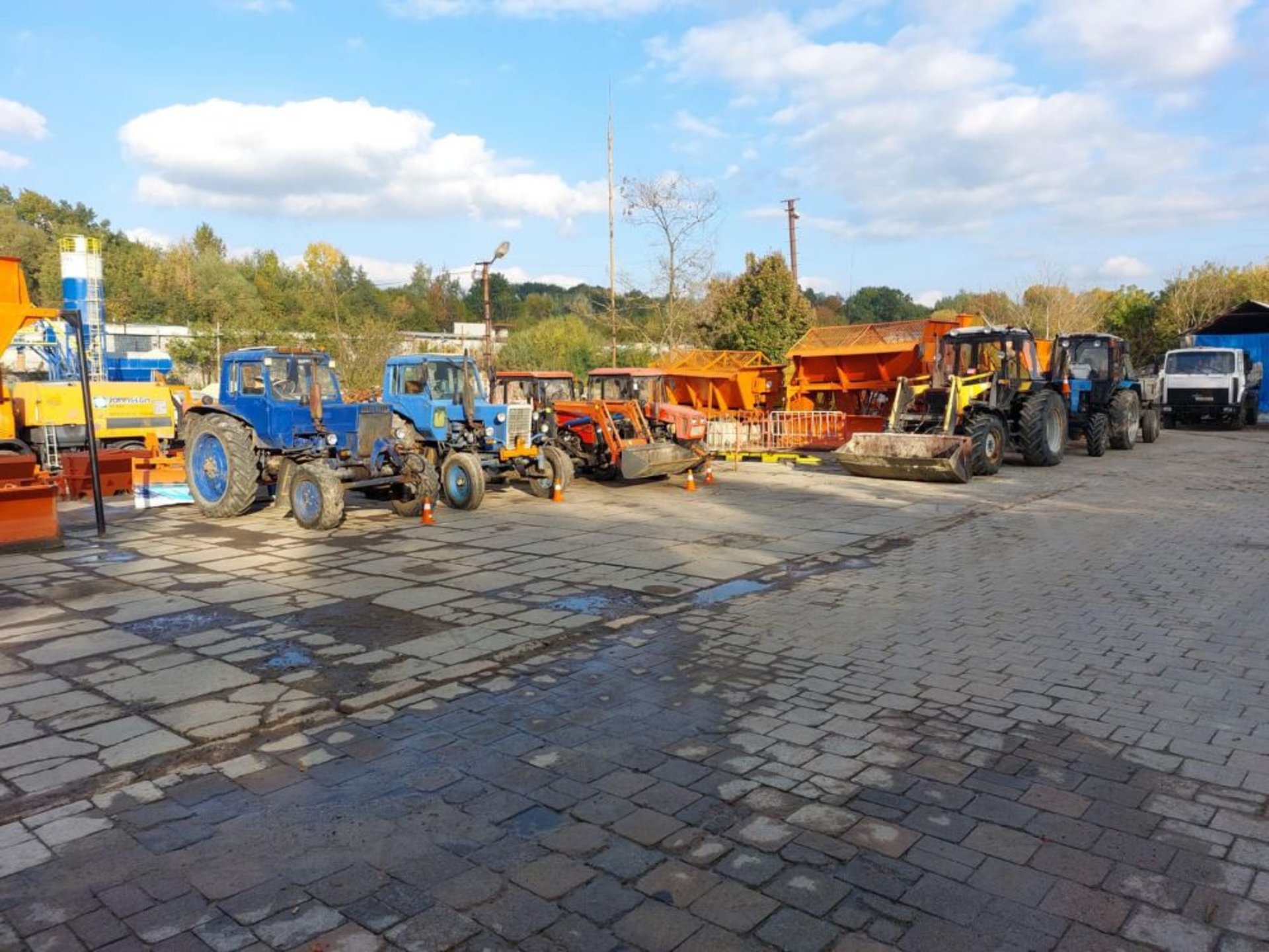 У Львові до прибирання міста взимку залучатимуть 139 одиниць комунальної техніки
