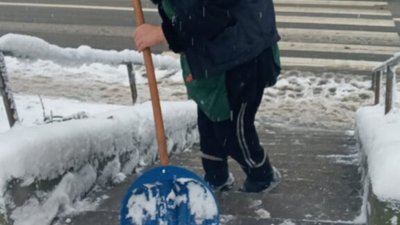 Львів від снігу прибирає понад 2,5 тисячі комунальників, - мерія (ФОТО)
