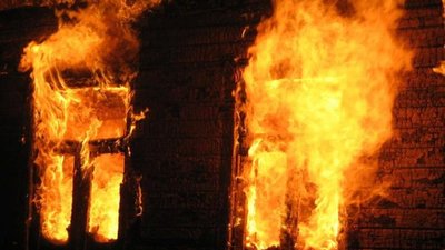 Внаслідок пожежі у приватному будинку в Гряді загинула жінка