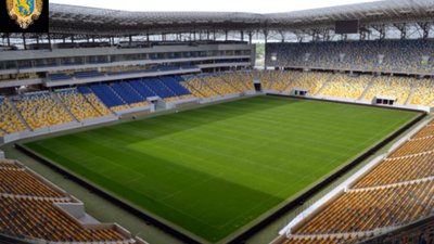 На футбольному полі “Арена Львів” розпочали заміну газону