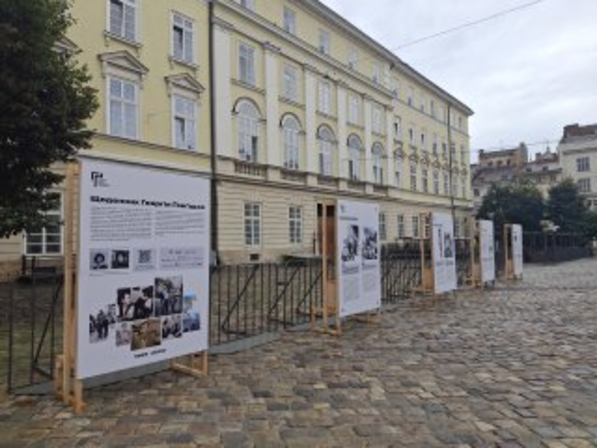 У Львові презентували виставку на честь журналіста Георгія Ґонґадзе, фото Дмитро Колос, Четверта студія