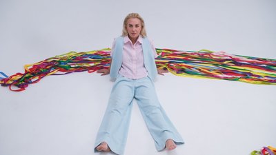 Тоня Матвієнко представила кліп на трек "Така як є"