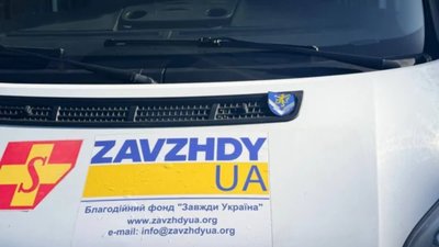 У Львові благодійники передали автомобіль для потреб військової частини в/ч А2678