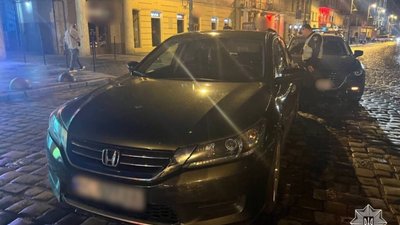 У центрі Львова затримали пʼяного водія (ФОТО)