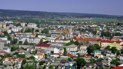 У Львові власник самовільно влаштував вхід на вулицю
