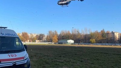 На Львівщині патрульні перекрили дорогу (ВІДЕО)