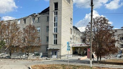 У Бериславі пряме влучання в лікарню, - Херсонська ОВА