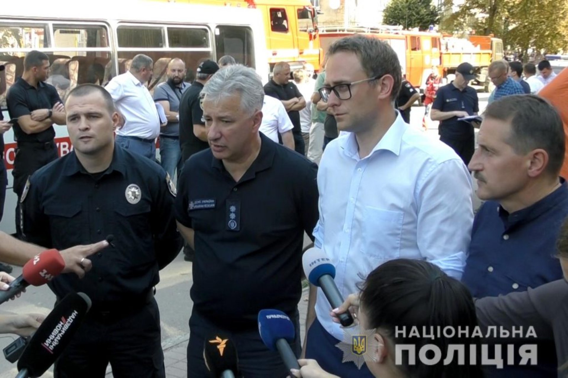 Поліція Львівщини встановлює причини обвалу будинку у Дрогобичі
