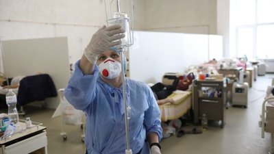 У міських лікарнях Львова лікують 131 хворого на коронавірус