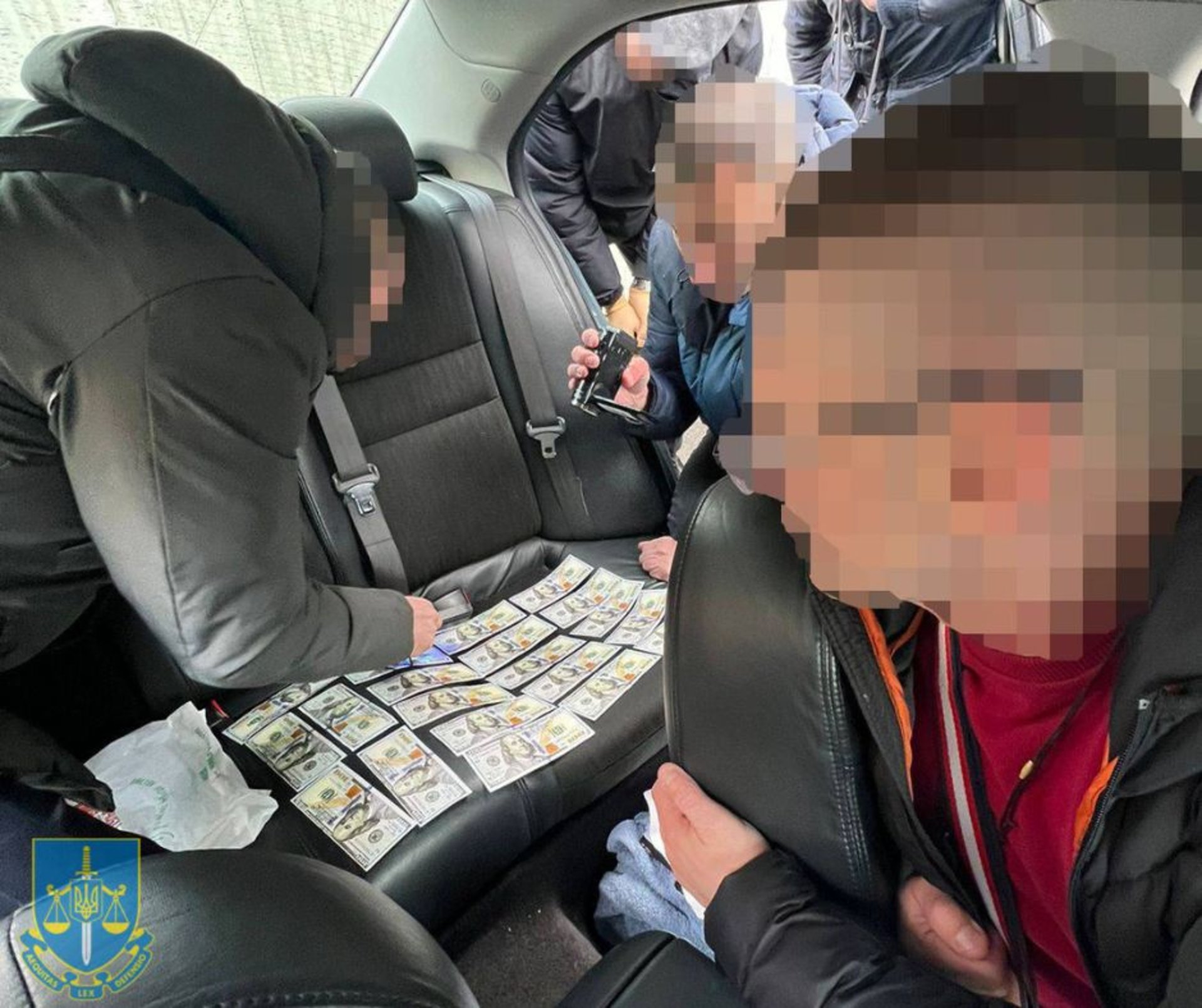 На Львівщині за 5 тисяч доларів вносили чоловіків у систему "Шлях"