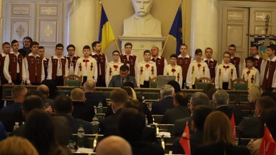 Львівська облрада зібралась на першу сесію (ФОТО)